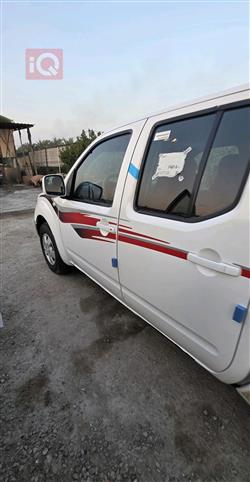 نیسان نەڤارا